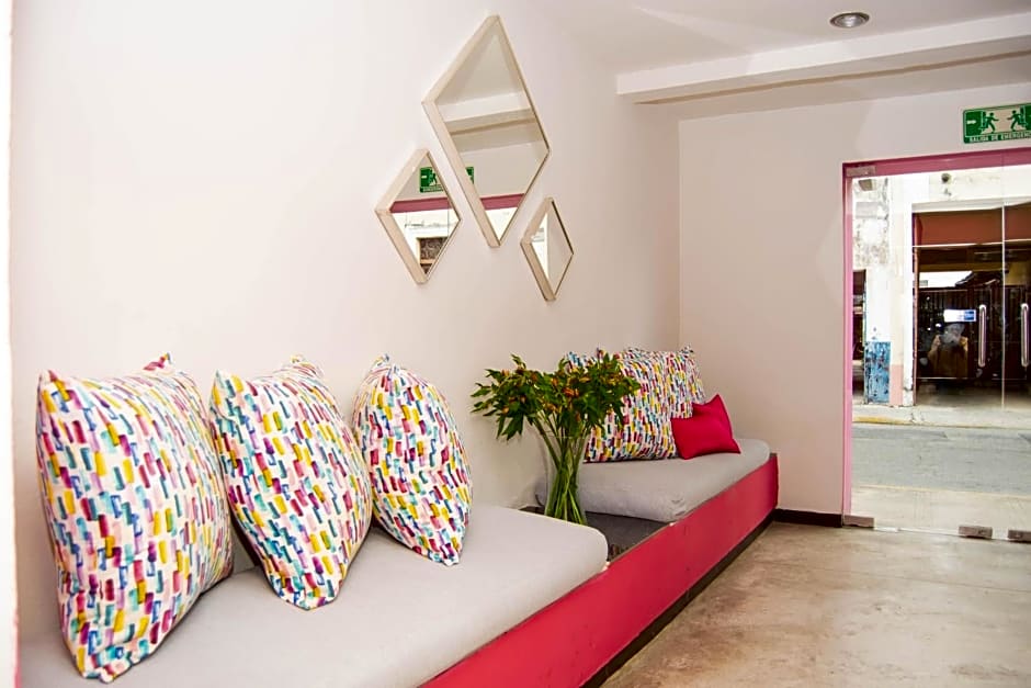 Art 57 Hotel Boutique - Adults Only