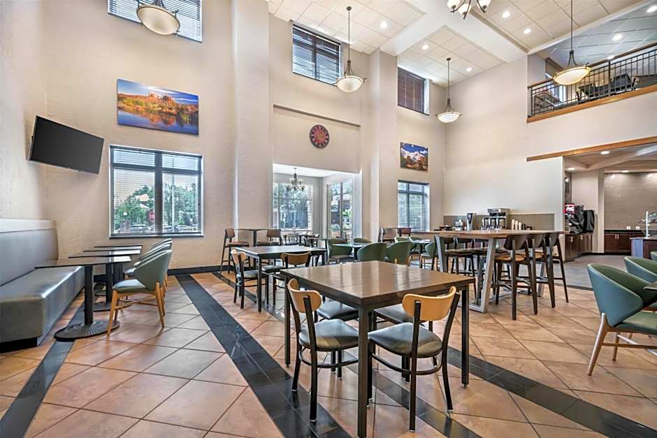 Drury Plaza Hotel Flagstaff