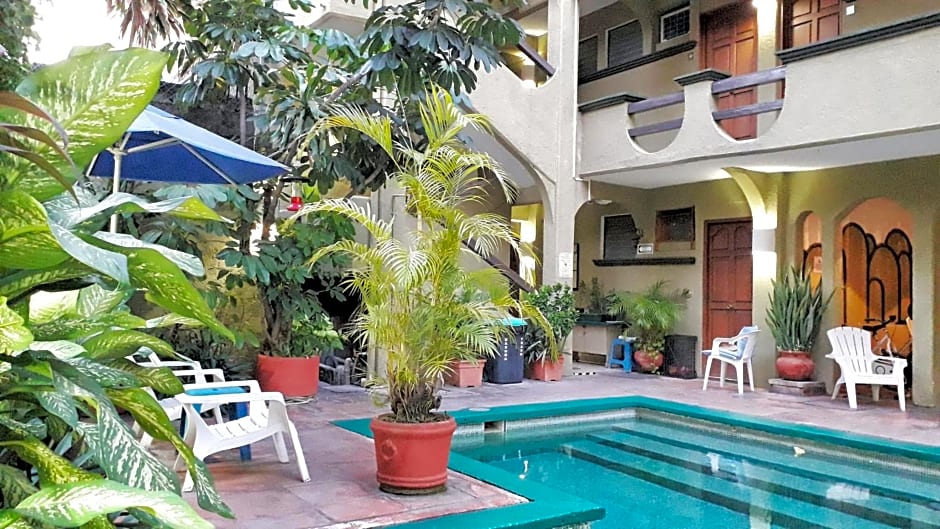 Solimar Inn Suites