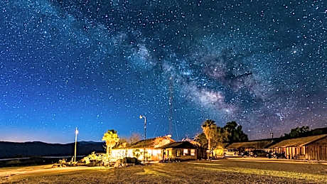 Panamint Springs Motel & Tents