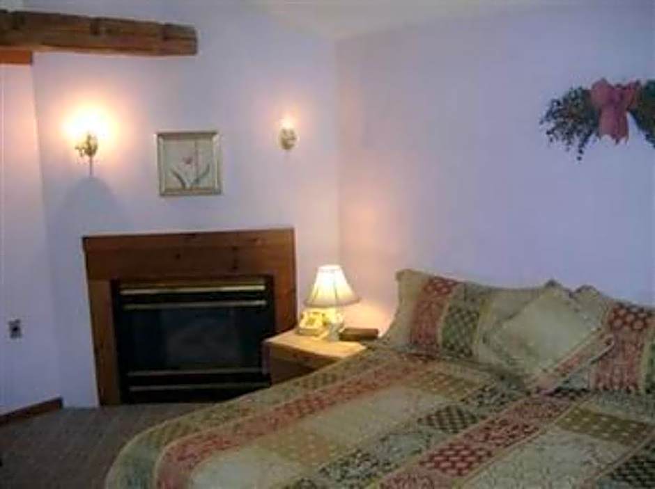Sturbridge Country Inn