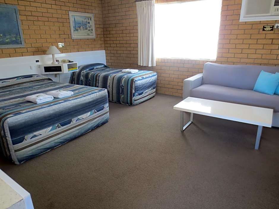 Aspley Pioneer Motel