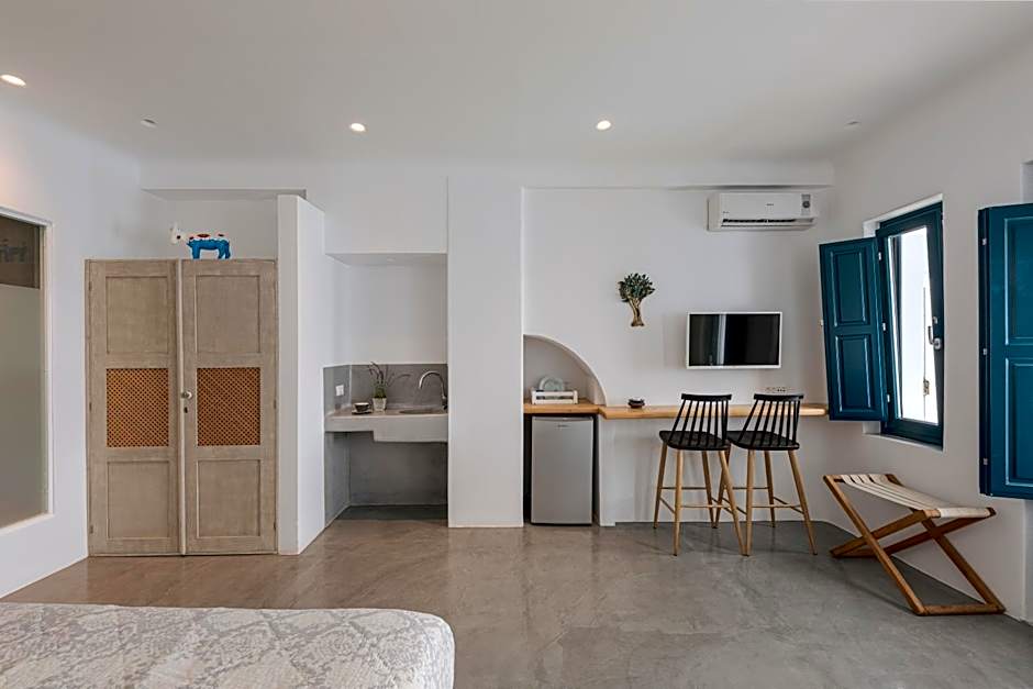 Afroessa Hotel by Caldera Houses