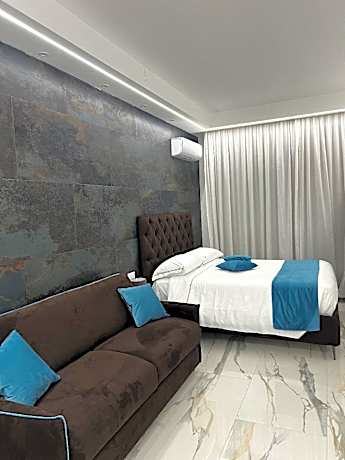 Deluxe Twin Room Type A