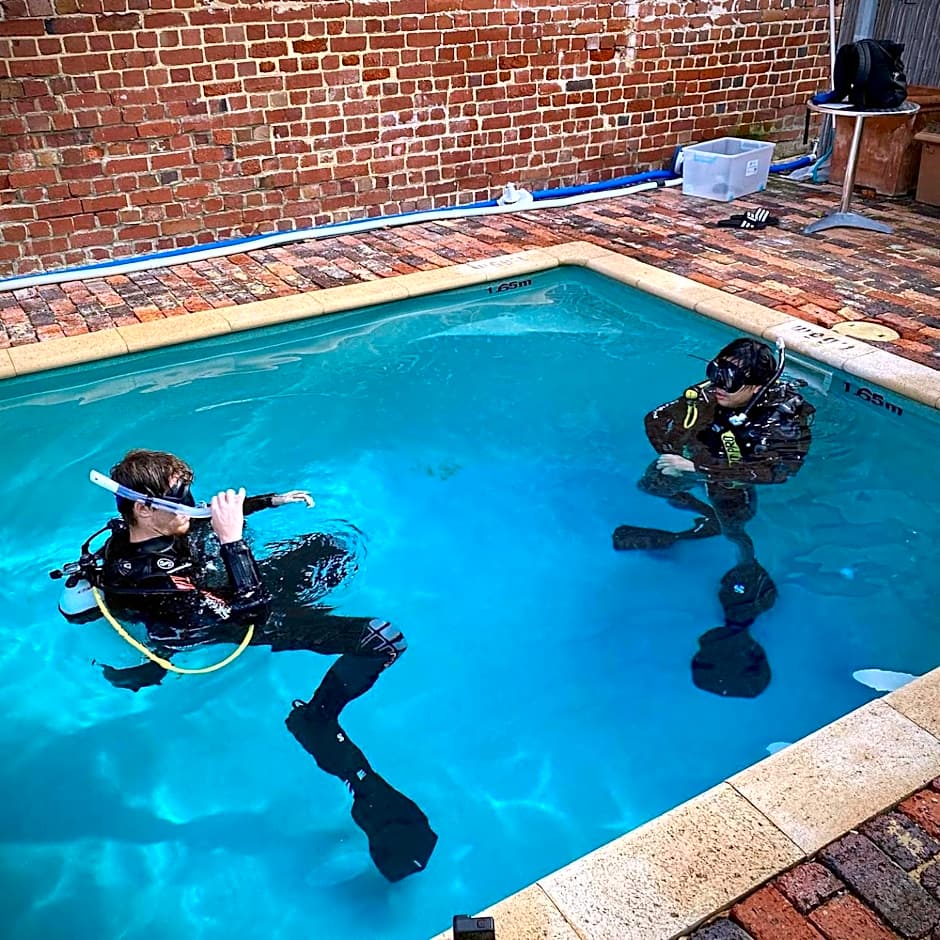 Sundancer Backpackers Hostel