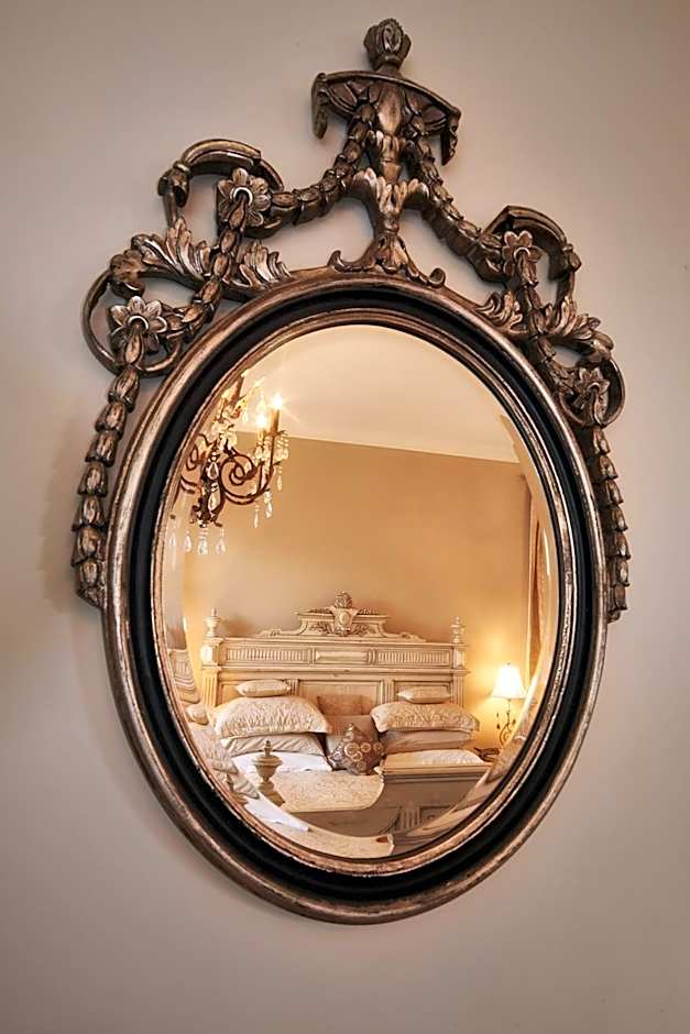 Escape to Picton Hotel