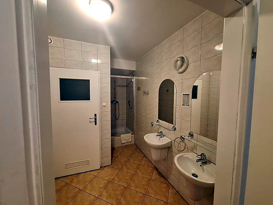 Politechnika Warszawska Ośrodek Wypoczynkowy