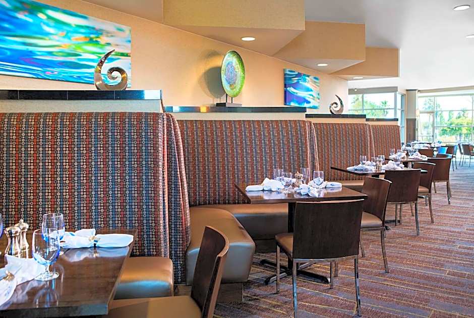 DoubleTree by Hilton San Francisco Airport North Bayfront