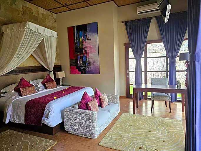 Villa Nagasutra by Nakula