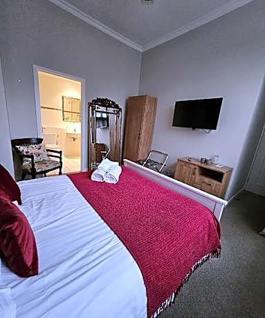 Deluxe Twin Room Type A