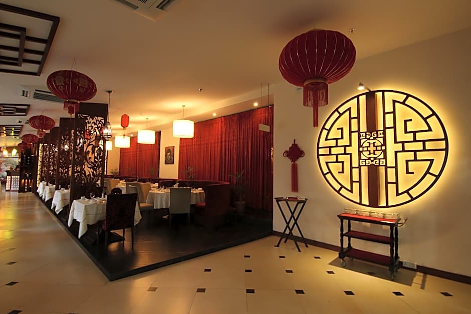 Ramada Plaza by Wyndham Karachi Airport Hotel