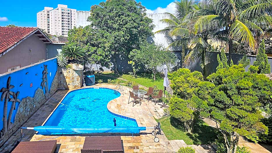 Piscina Aquecida, 5 suítes, Bilhar, Varanda Gourmet, 100mts mar