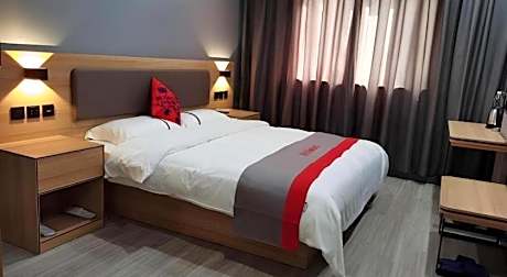 Jun Hotel Henan Sanmenxia Dennis Plaza