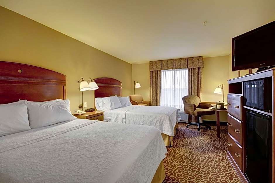 Hampton Inn By Hilton And Suites Alexandria