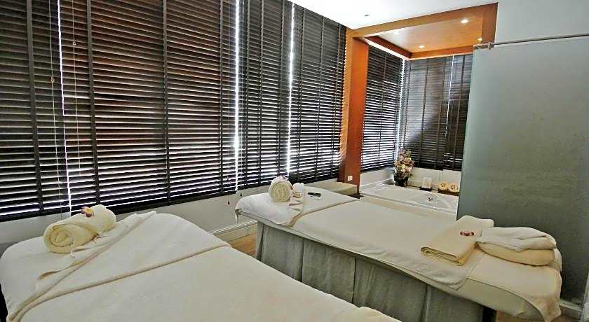 Somerset Park Suanplu Bangkok