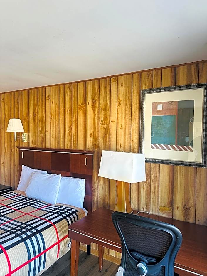 Country Inn - Licking