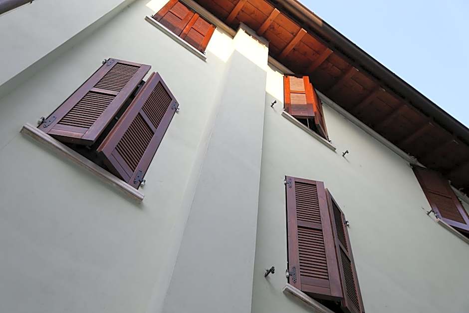 Hotel Mantegna Stazione, MantegnaHotels