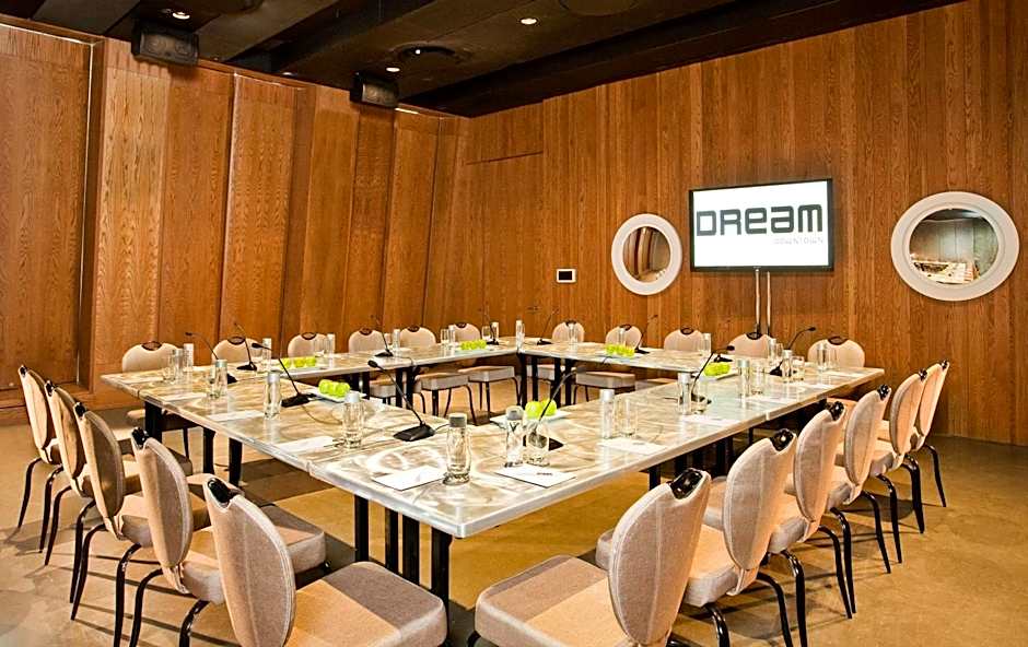 Dream Downtown by Hyatt