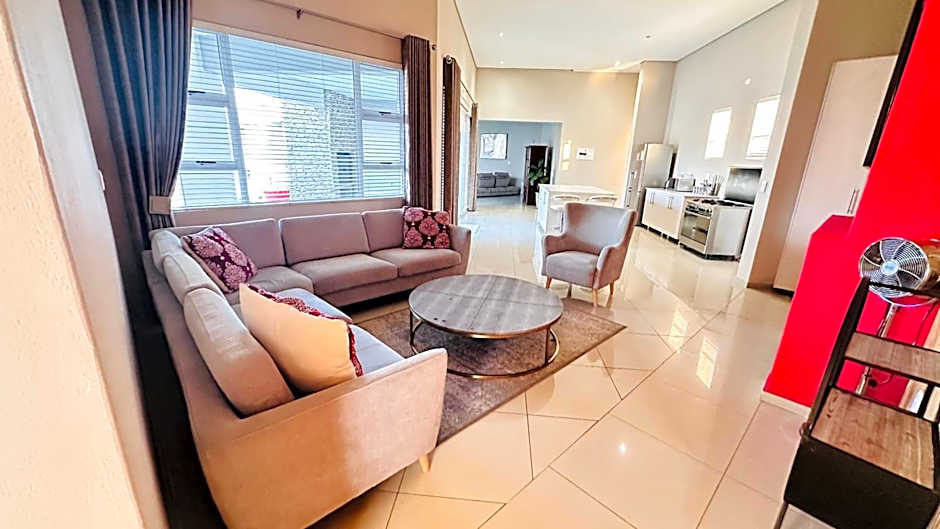 36 Emanzini (Holiday home lake view)