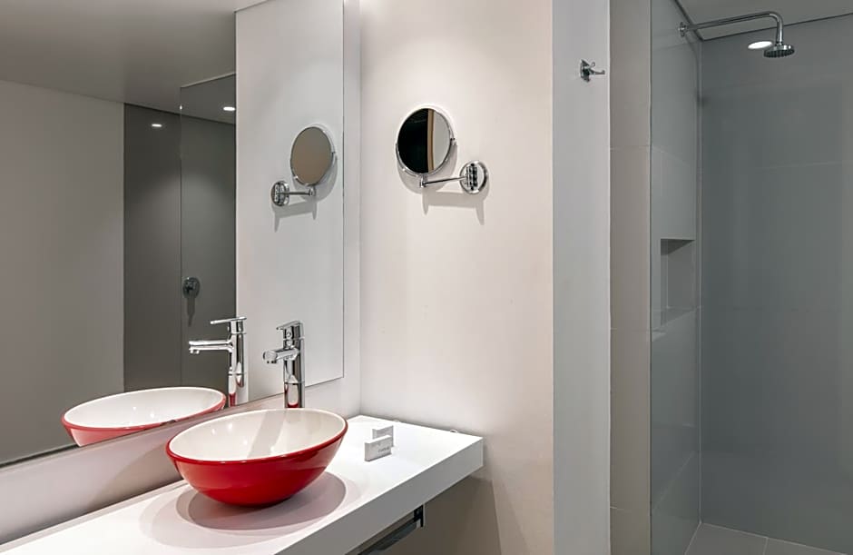 Fairfield by Marriott Bogota Embajada