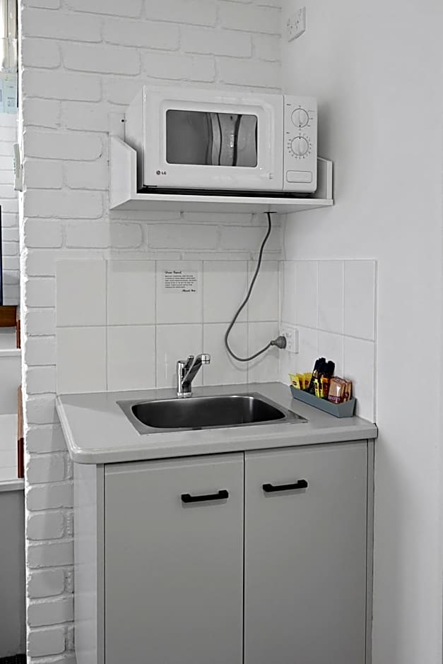 Sapphire Waters Motor Inn