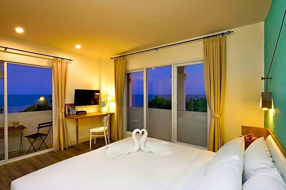 Talay Hotel & Villa