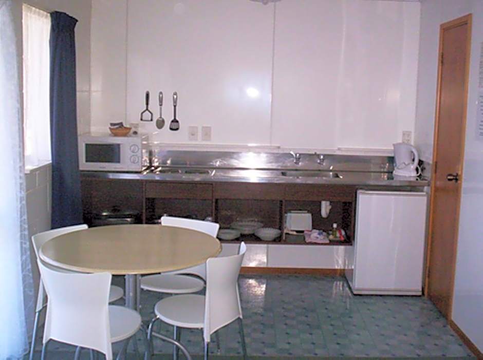 Broadway Motor Inn