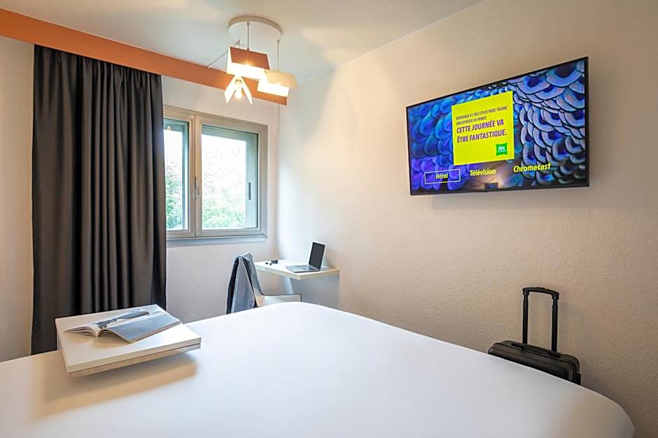 Ibis Styles Paris Tolbiac Bibliotheque