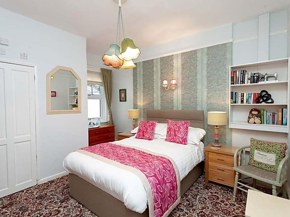 The Ravenswood B&B