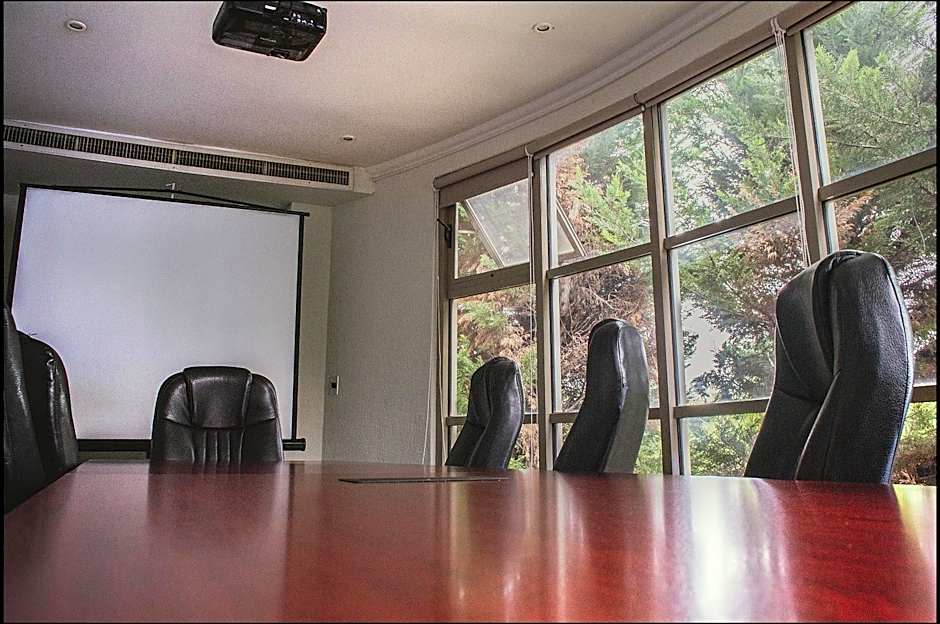 Hotel Victoria Express