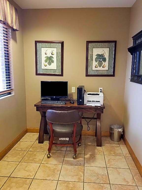 Americas Best Value Inn St. Louis South