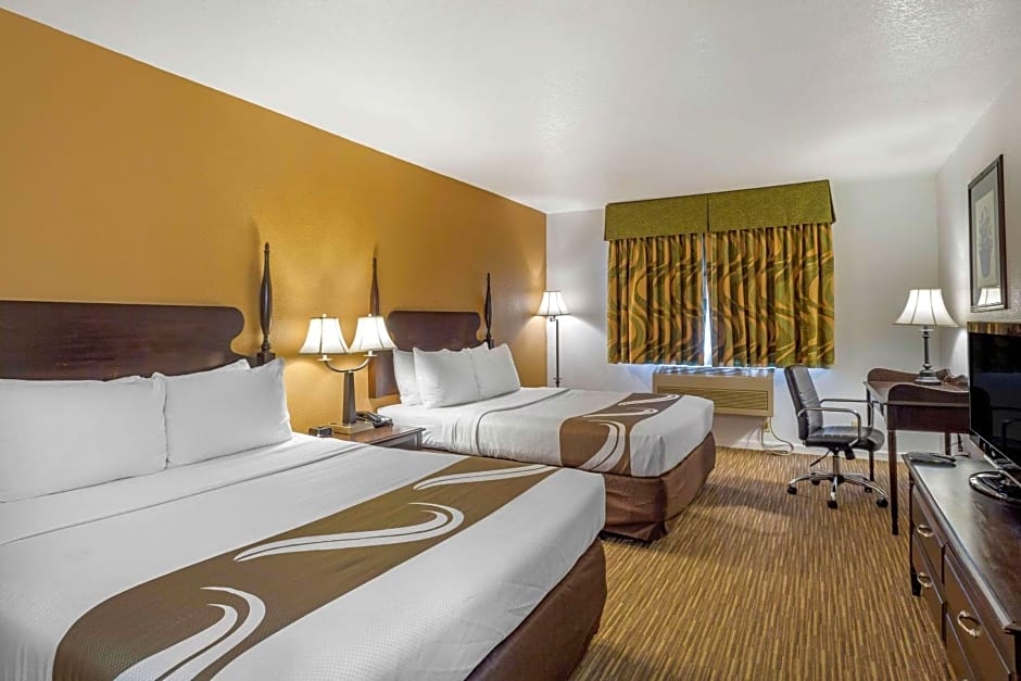 Quality Inn Tulare