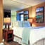 Postmarc Hotel and Spa Suites