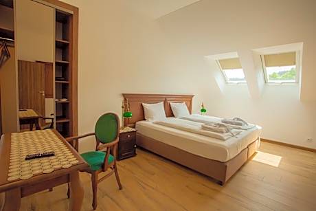Studio Apartment with Balcony
