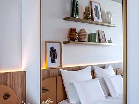 Executive Double Room with One Double Bed and One Sofa Bed