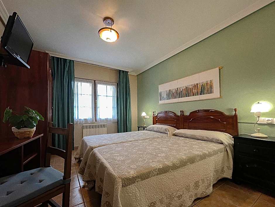 Hotel Rural "La Ruta De Cabrales"
