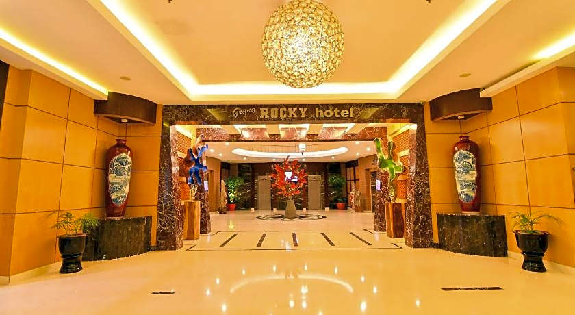 Grand Rocky Hotel Bukittinggi