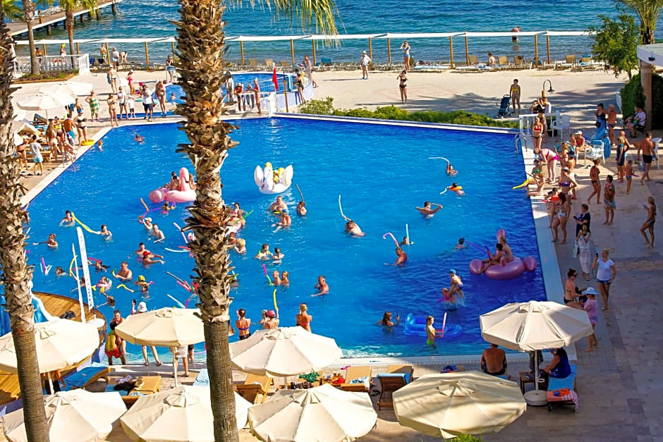 Fortezza Beach Resort