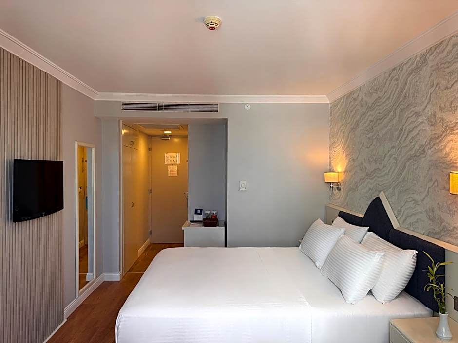 Dedeman Istanbul Hotel
