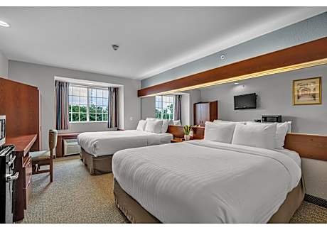 Queen Room with Two Queen Beds - Non-Smoking