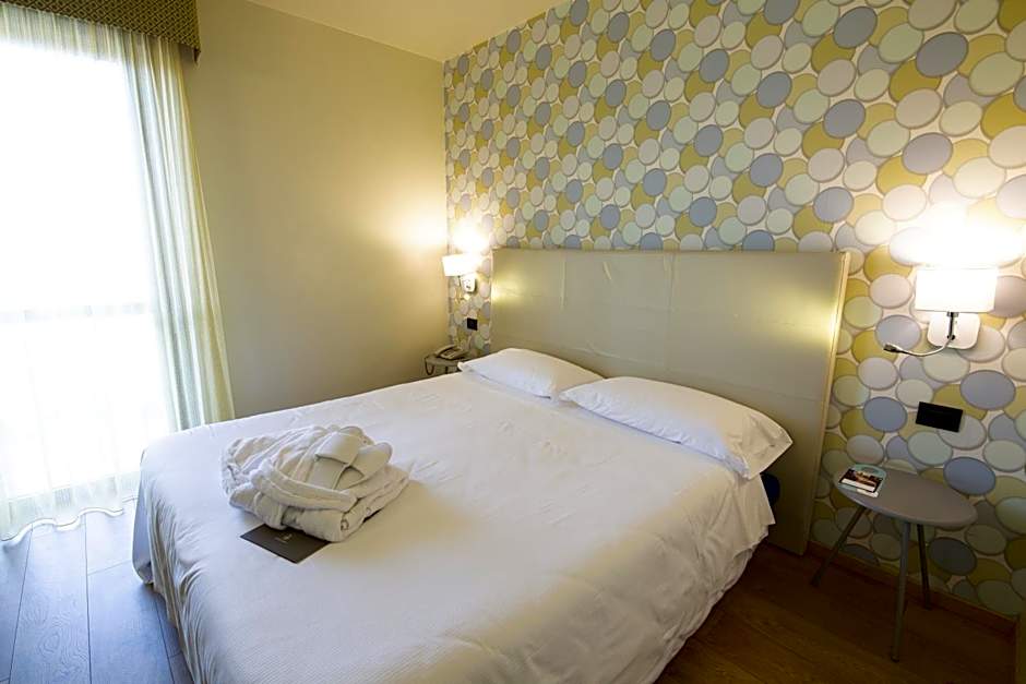 Spa Hotel Parigi 2 Airport