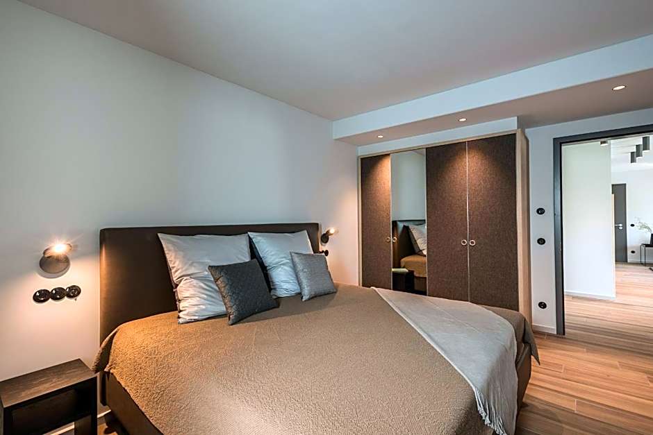 Golden Ball, Exclusive Serviced Apartments Munich