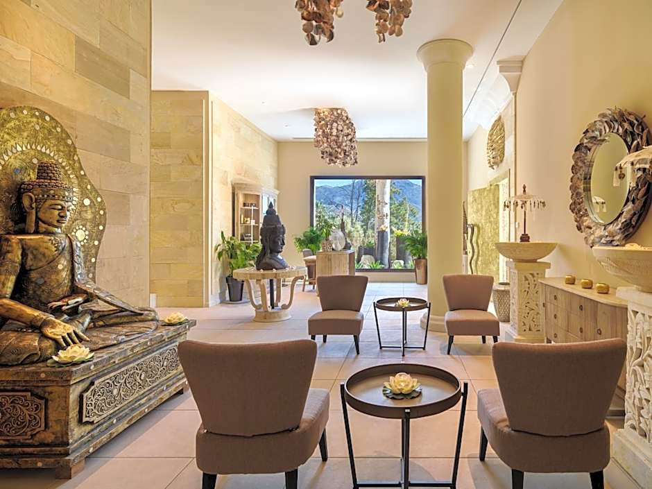 Royal River, Luxury Hotel - Adults Only