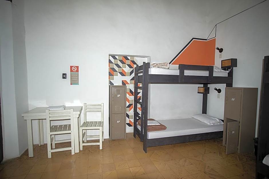 El Petate Hostel