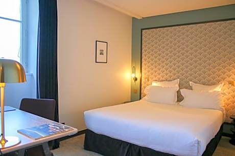 Lakeside Nest Room - Spa Access Included