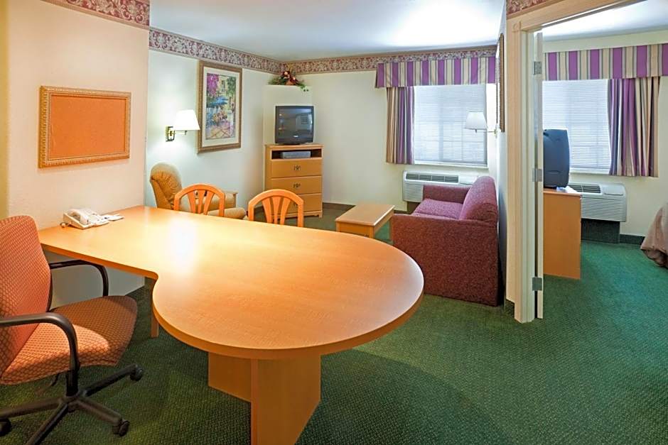 Candlewood Suites Tyler by IHG