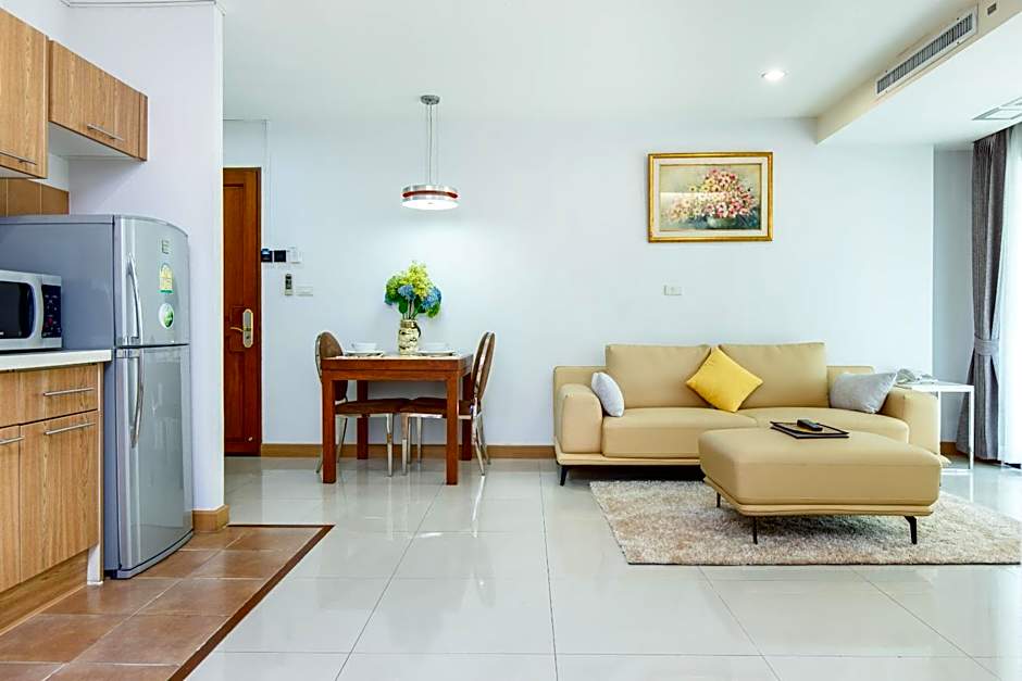 Lasalle Suites And Spa