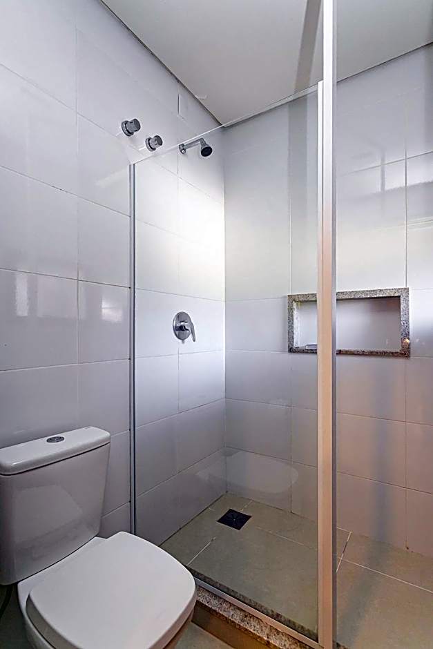 Pousada Rosa 08 - Café da manhã Gourmet, Suítes com Banheira a 150m do Centrinho da Praia do Rosa