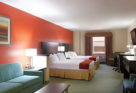 Standard Queen Room with Sofa Bed