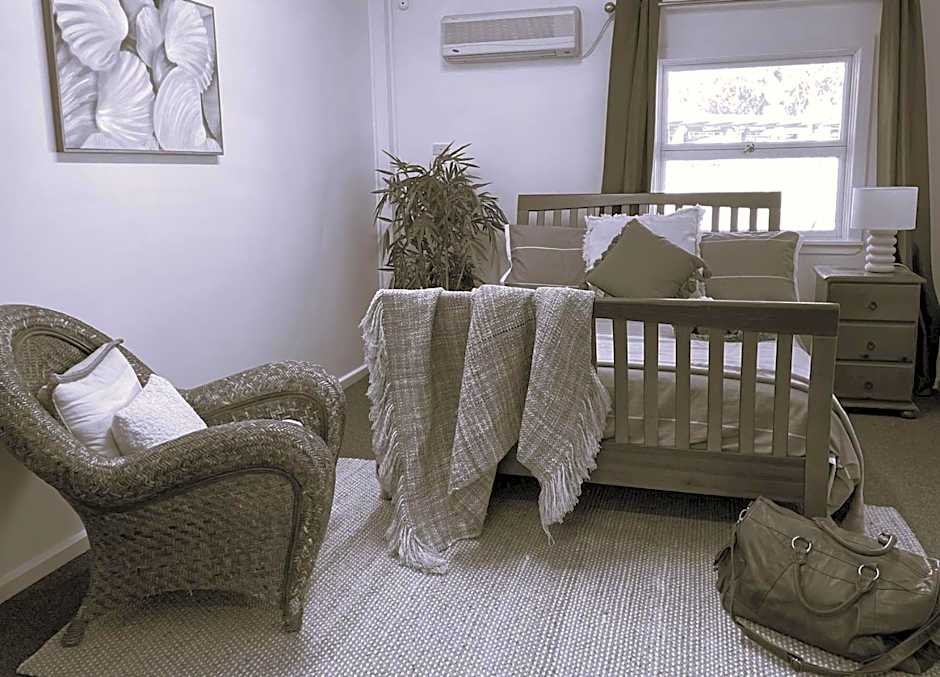 Talbingo Lodge - Selwyn Accommodation